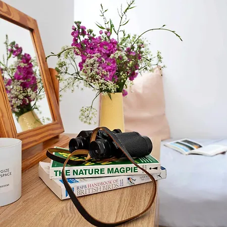 Finest Retreats - Courtyard Сasa de vacaciones *